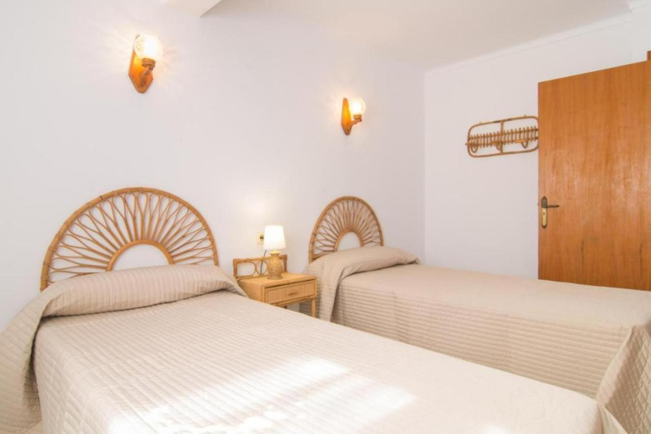 Apartamentos Antonia Cala Ratjada  Bagian luar foto