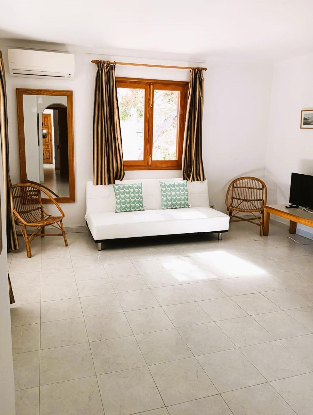 Apartamentos Antonia Cala Ratjada  Bagian luar foto